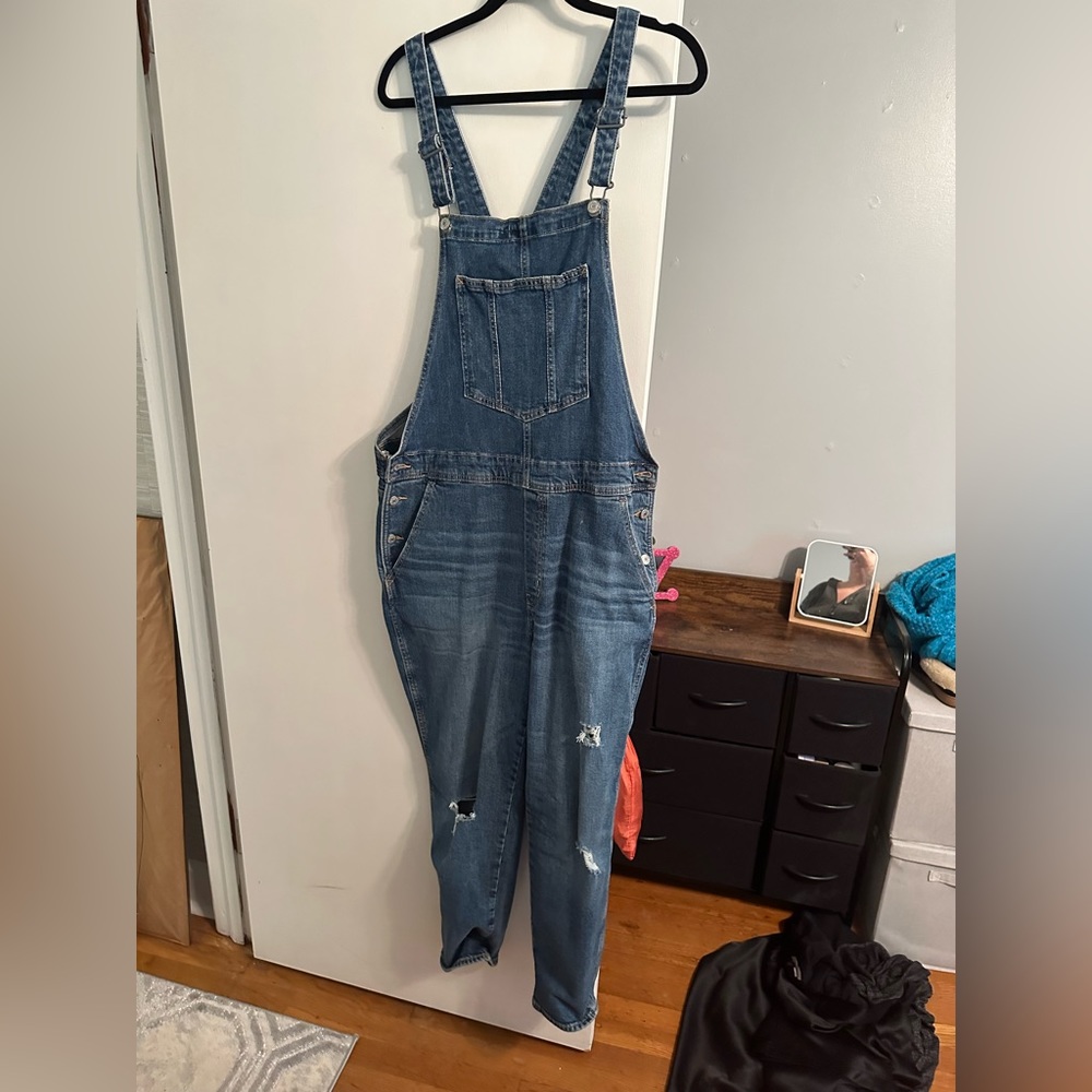 NWOT Old Navy Overalls